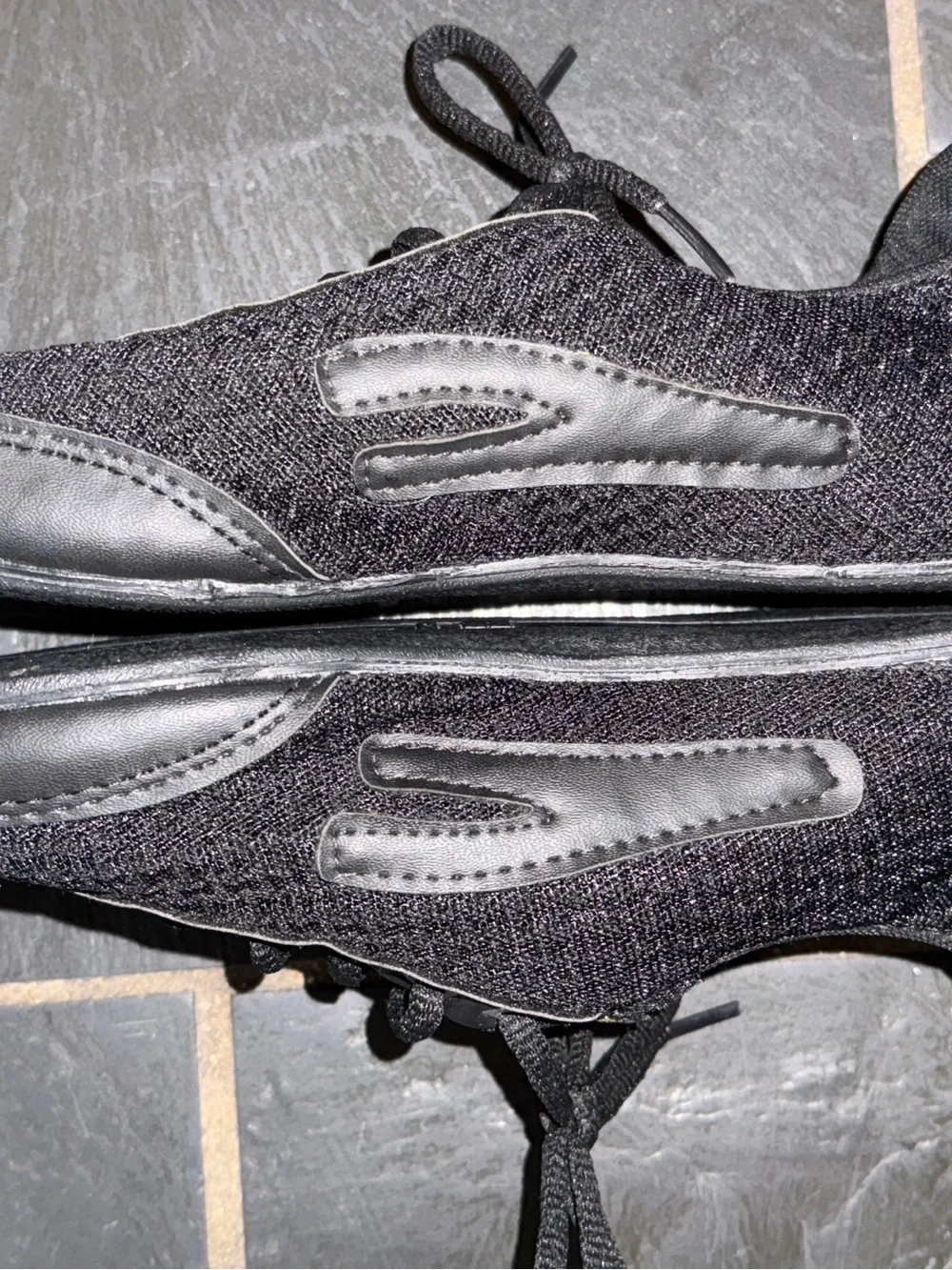 Taygra indoor & outdoor black dance shoes/sneakers Brazil 37 / EUR 38